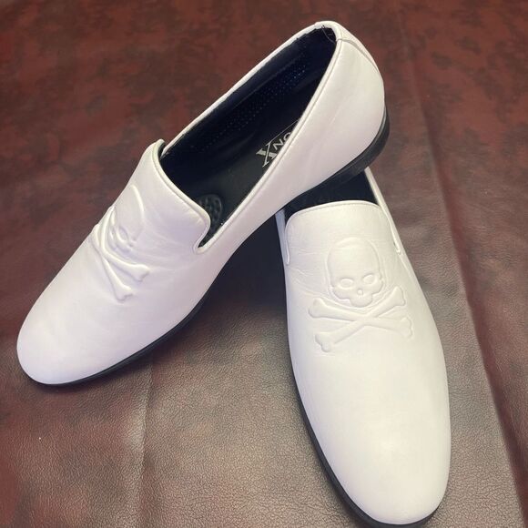 Section X white leather loafers skull and cross bones, size 9 new without tags - Picture 9 of 11
